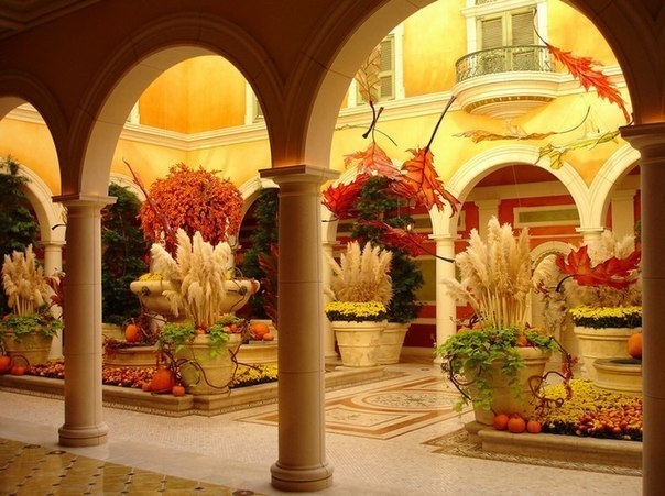 Прекрасные сады Белладжио.