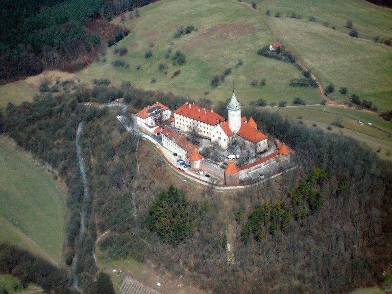 Замок Лойхтенбург (Германия)