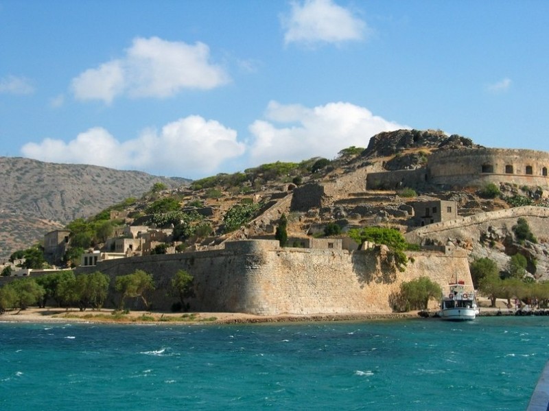 Спиналонга: остров скорби (Греция)