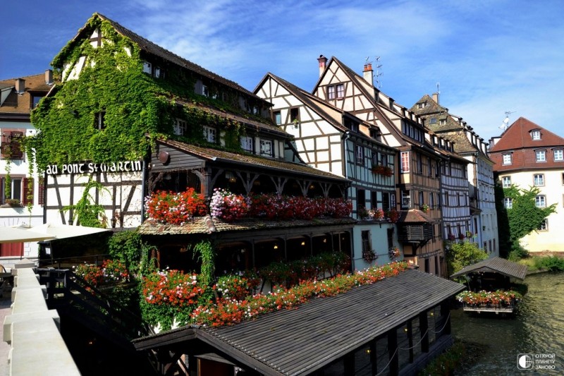 Страсбург - столица Эльзаса, интеллектуальный, культурный и промышленный центр северо-восточной Фран