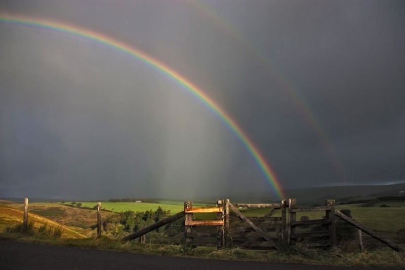 Потрясающие фотографии двойной радуги