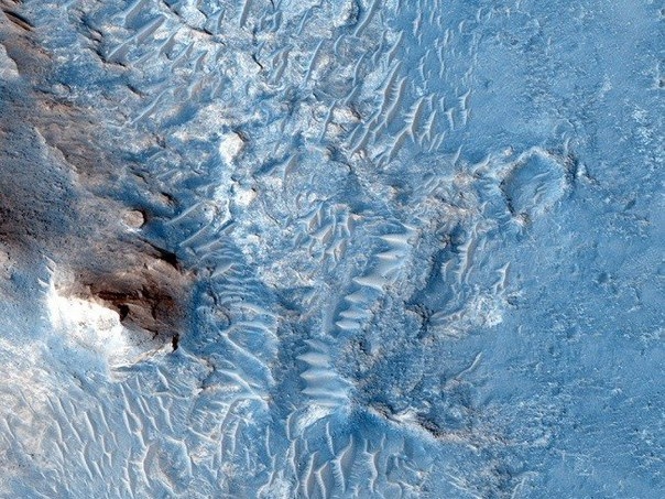 Снимки Марса, сделанные на камеру HiRISE с самым большим телескопом в глубоком космосе