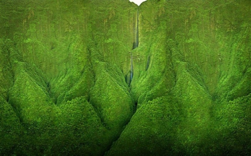 Водопад Хонокохау: напоминание о юрском периоде