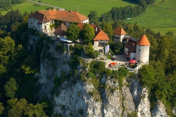 Cтарейший замок Европы
