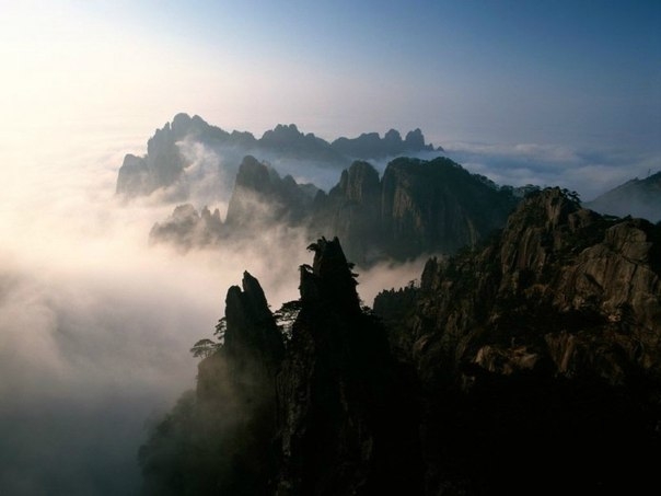 Горы Эмэйшань в Китае