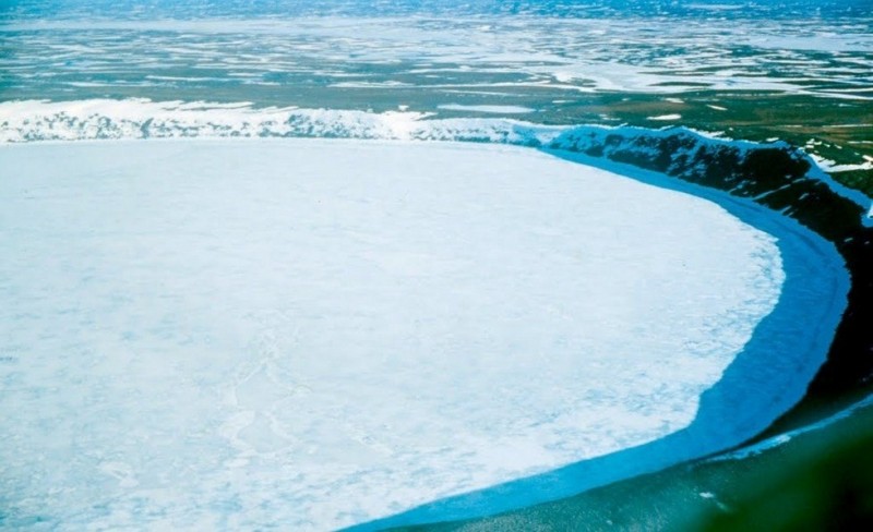 Озеро Пингуалуит: один из самых чистых водоемов на планете (Канада)