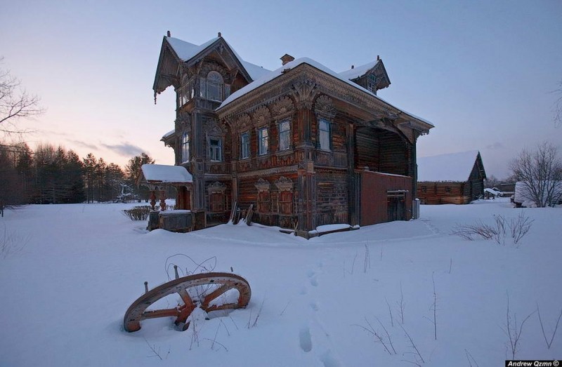 Старинный терем в Погорелово. Костромская область