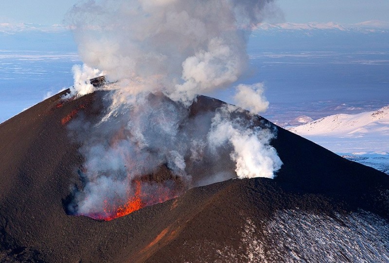 Извержение вулкана Толбачик