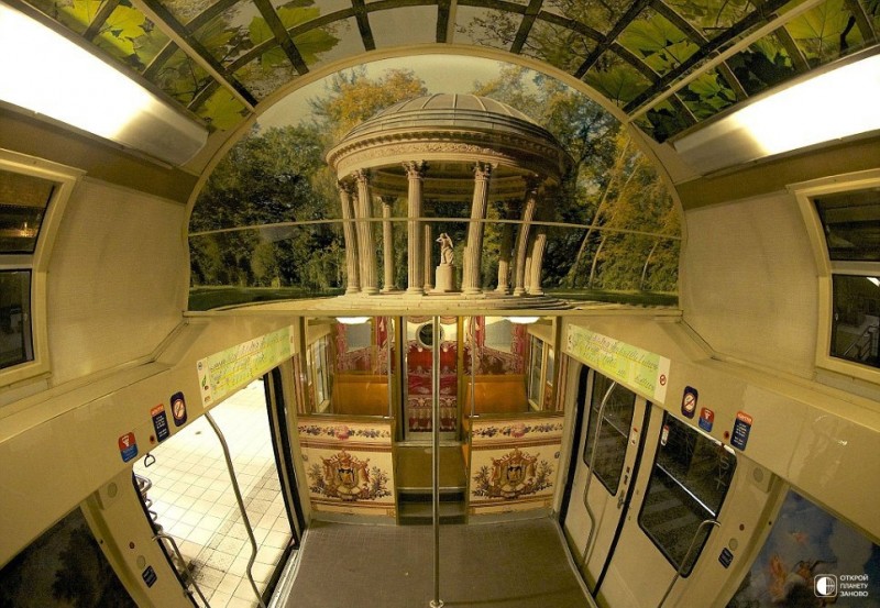 Необычный поезд Париж-Версаль