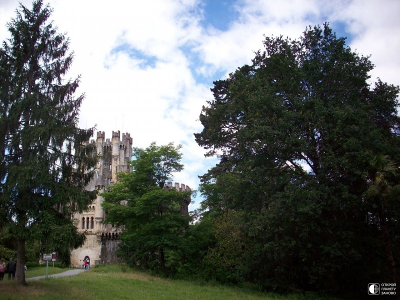 Замок Бутрон