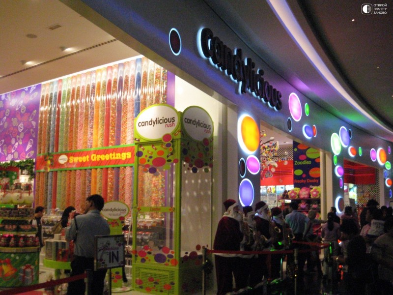 Самый большой магазин сладостей в мире
