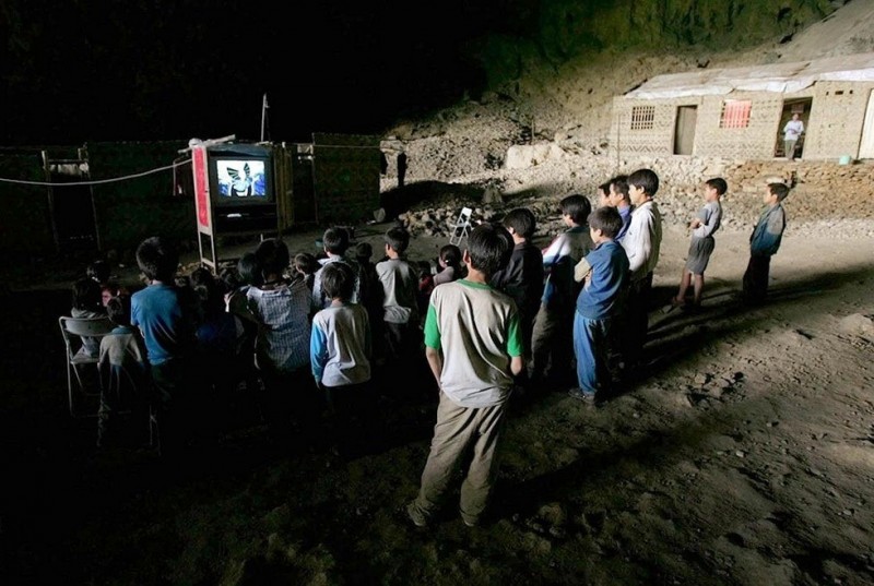 Пещерная школа в провинции Гуйчжоу