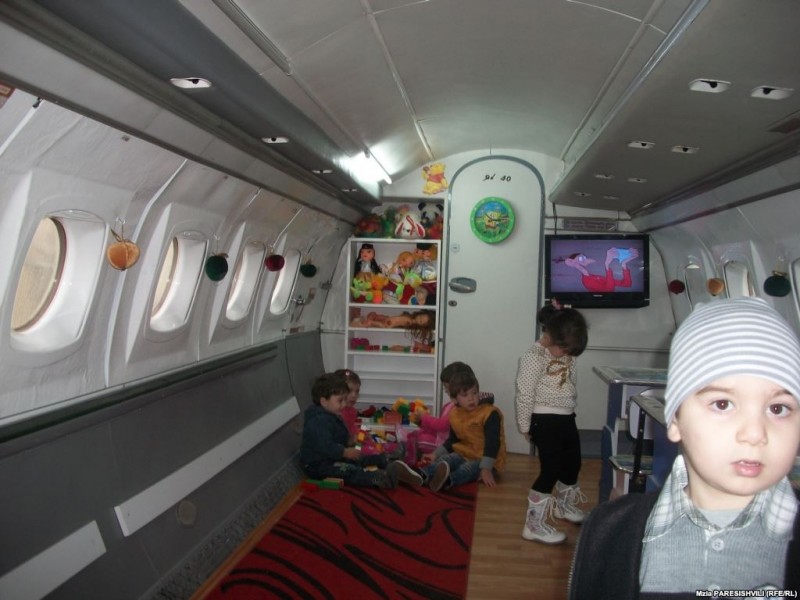 Детский сад в самолёте