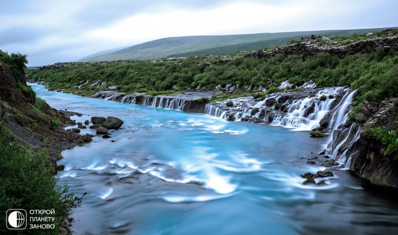 Водопад Храунфоссар, Исландия Водопад Храунфоссар, Исландия