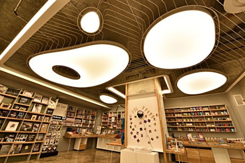 Новый книжный магазин в Бухаресте, похожий на волшебный дворец