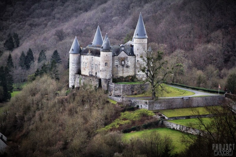 Заброшенный замок Chateau Miranda Заброшенный замок Chateau Miranda