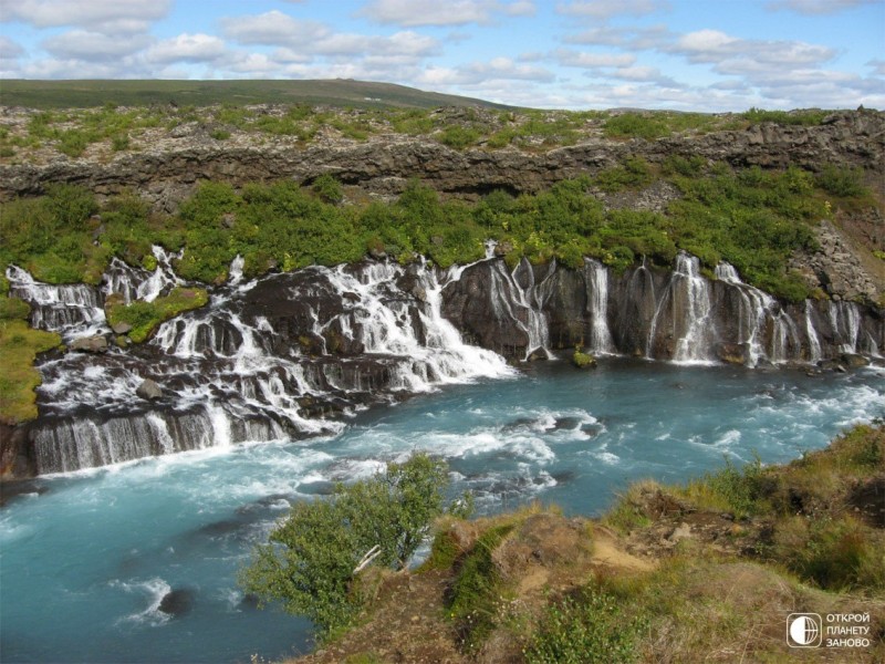 Водопад Храунфоссар, Исландия Водопад Храунфоссар, Исландия