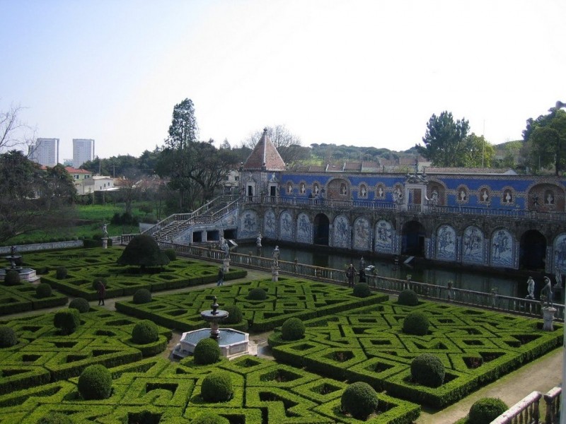 Сад при дворце маркиза Де Фронтейра
