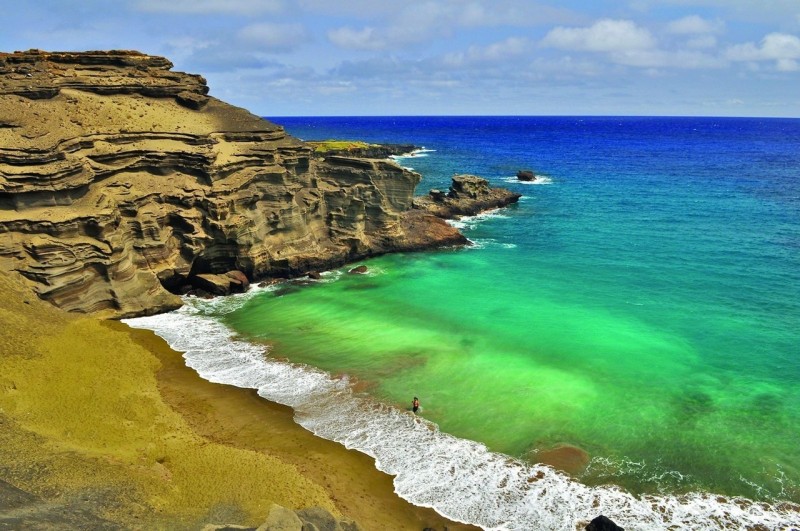 Papakolea - пляж с зеленым песком на Гавайях
