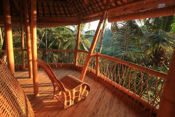 Бамбуковый отель на Бали