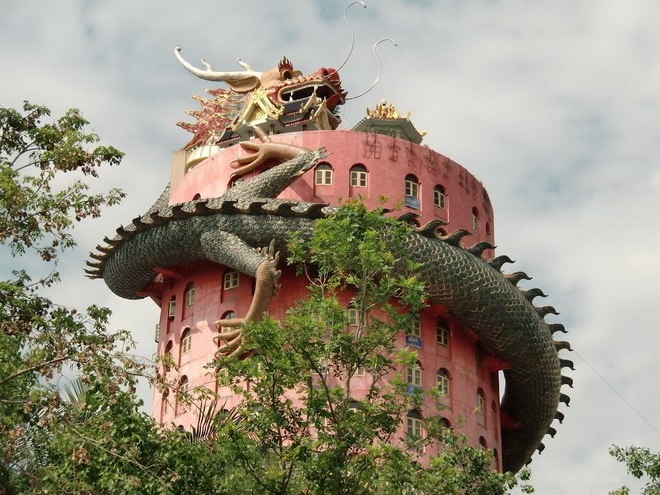 Храм Гигантского дракона