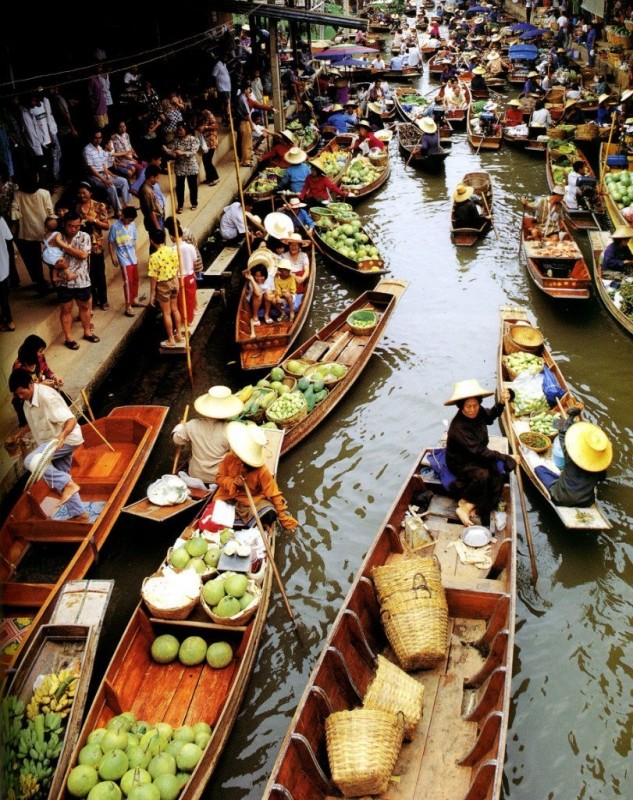 Бангкок - торговля на воде