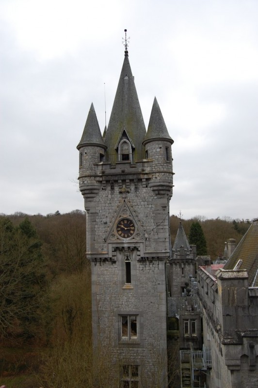 Заброшенный замок Chateau Miranda Заброшенный замок Chateau Miranda