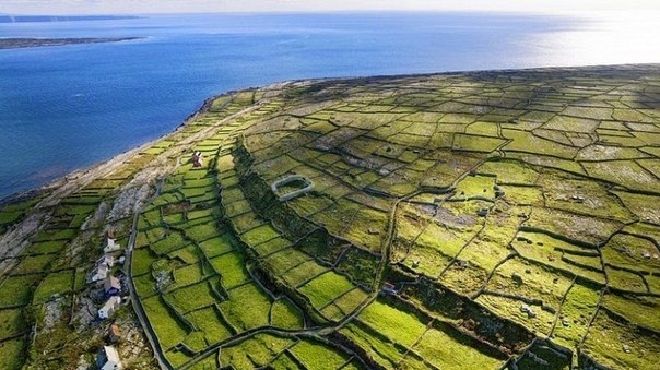 Каменные стены Ирландии.