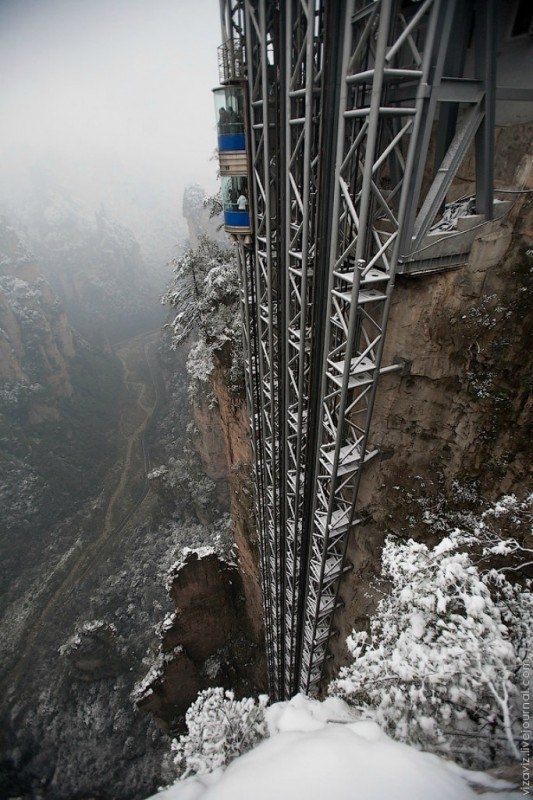 Лифт Ста Драконов - самый высокий открытый подъемник в мире