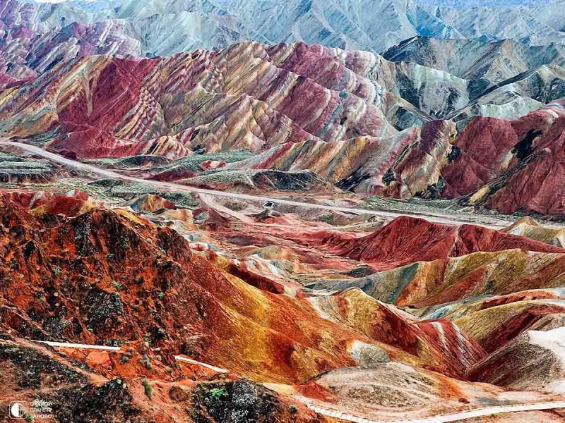 Цветные скалы Чжанъе Цветные скалы Чжанъе