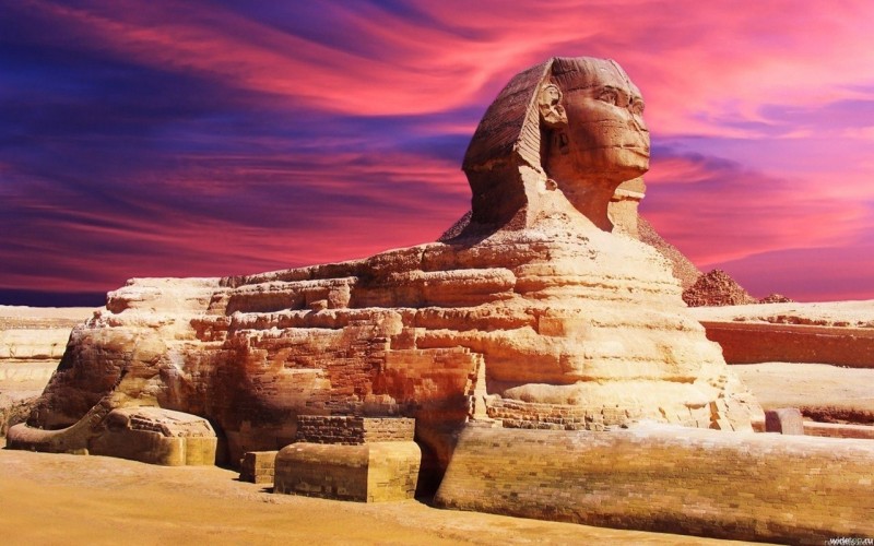 Большой Сфинкс в Гизе в Египте
