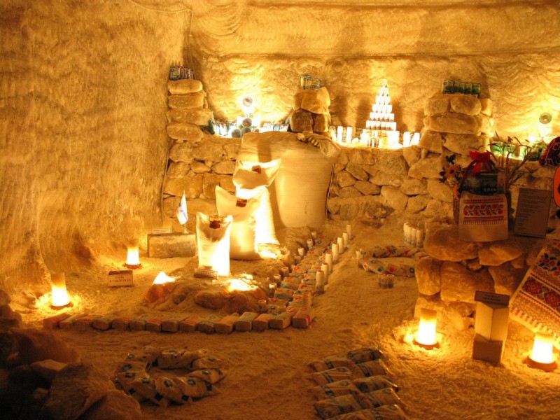 Соледар - соляные пещеры
