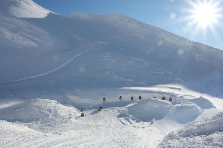 Альпийский снежный отель Iglu-Lodge