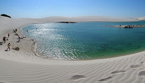 Простыни Мараньяна — вода в пустыне Простыни Мараньяна — вода в пустыне
