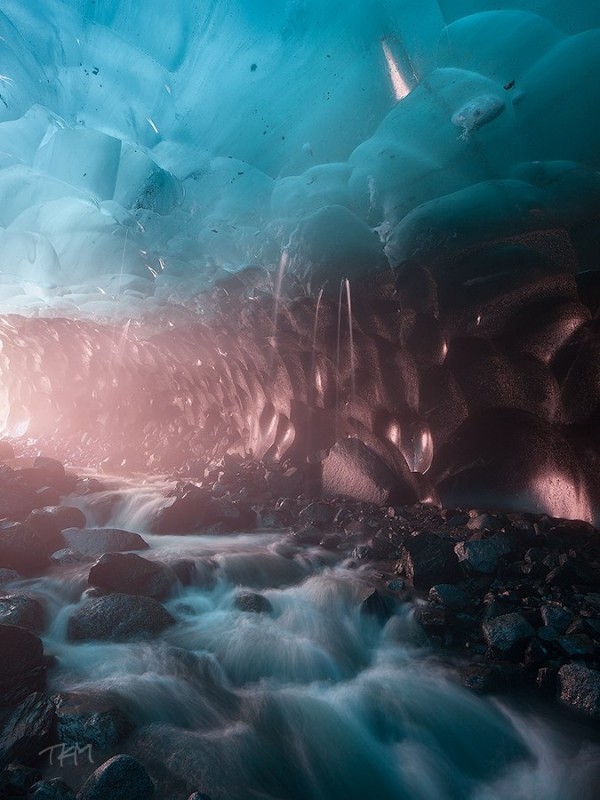 В глубине ледника Менденхолл