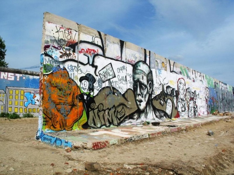 Линия, разделявшая Германию: Берлинская стена