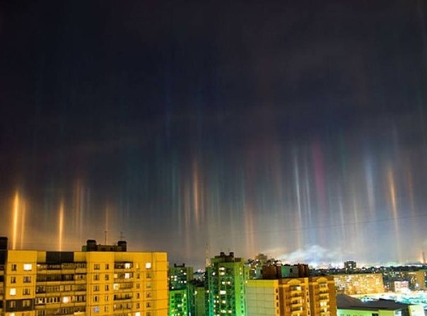 Световые столбы - только ради этого нужно ждать зимние месяца