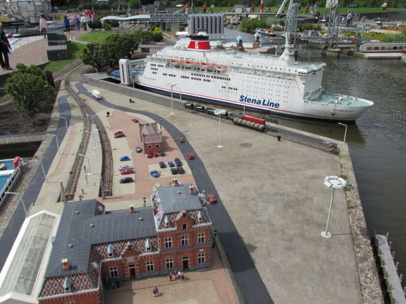 Madurodam (Нидерланды) Madurodam (Нидерланды)