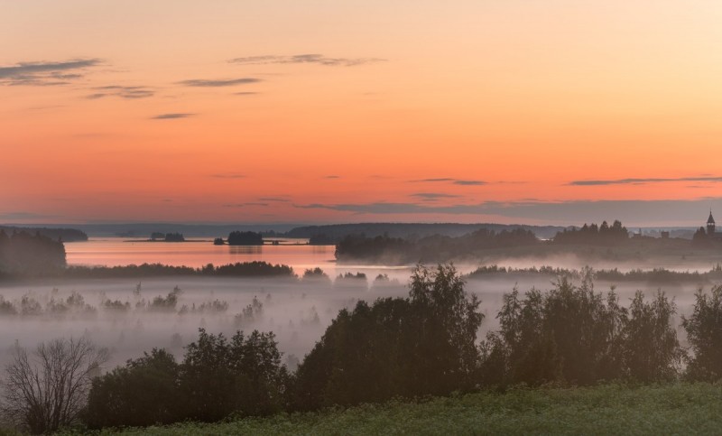 Туманы белых ночей острова Кижи.