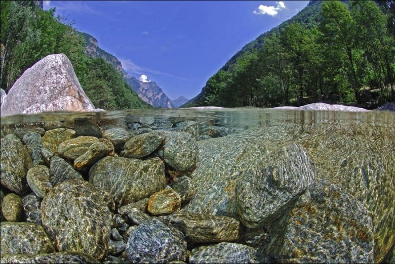 Верзаска - самая прозрачная река в мире, Швейцария