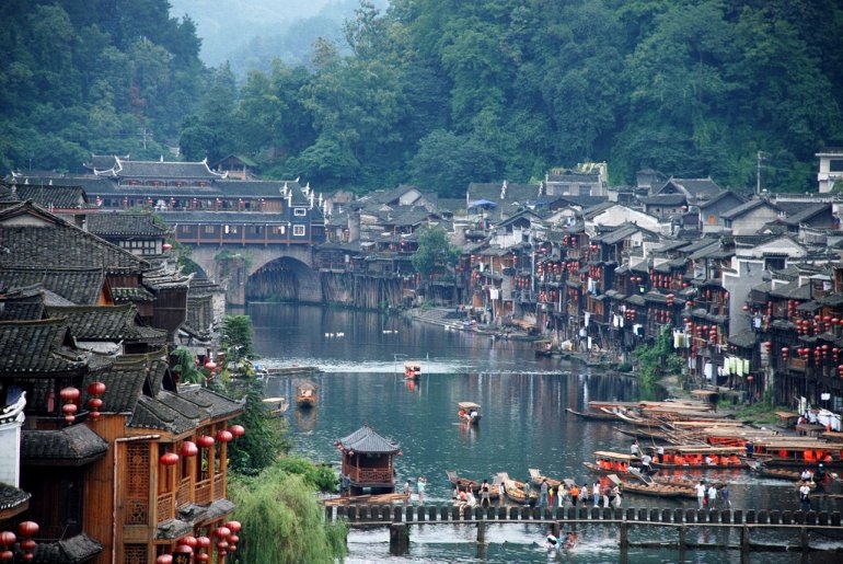 Древний город Фенхуан - красота Китая