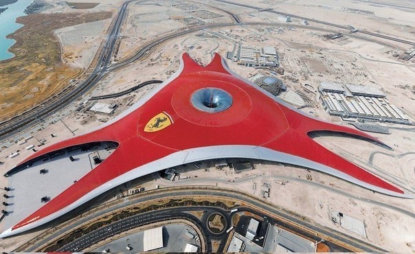 Элитный Ferrari World-парк развлечений в Дубае