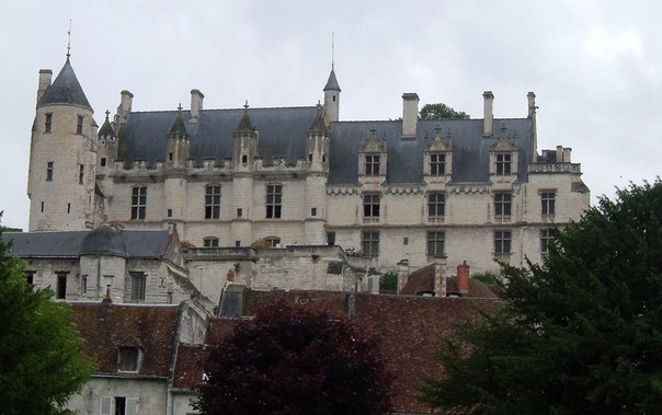 Замок Лош, Франция 2