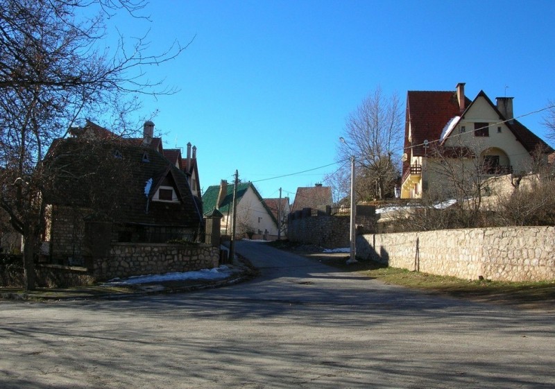 Город Ифран: Марокканская Швейцария Город Ифран: Марокканская Швейцария