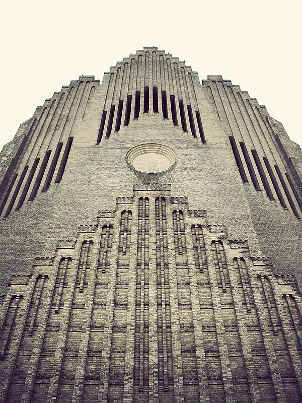 Церковь Грундтвига в Копенгагене, Дания