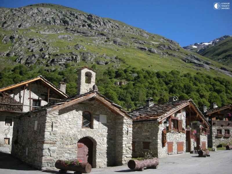 Bonneval-sur-Arc - французская альпийская деревня Bonneval-sur-Arc - французская альпийская деревня
