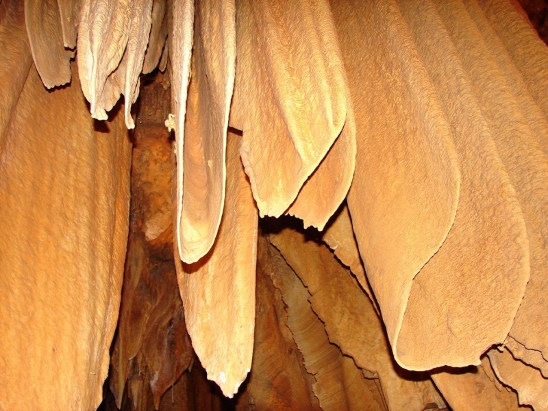 Невероятная красота Лурейских пещер (США)