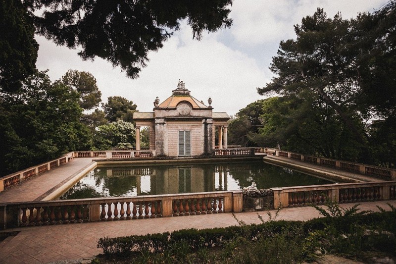 «Лабиринт Орта»: сказочный парк Барселоны