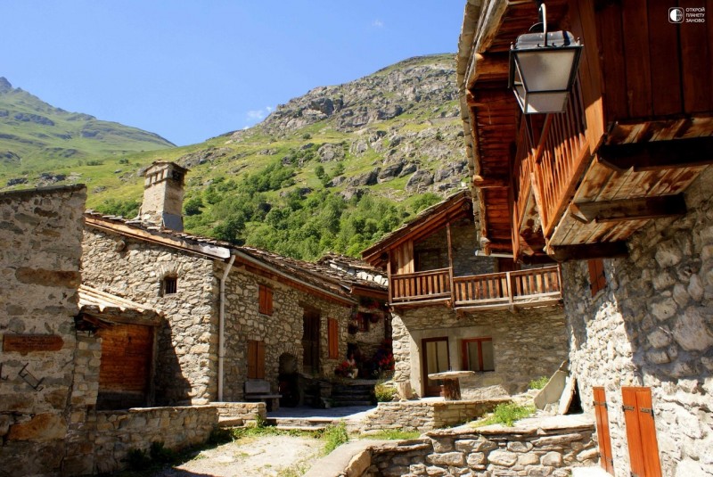 Bonneval-sur-Arc - французская альпийская деревня Bonneval-sur-Arc - французская альпийская деревня