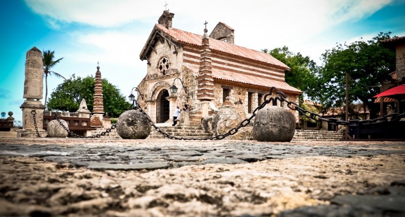 Город художников Altos de Chavon